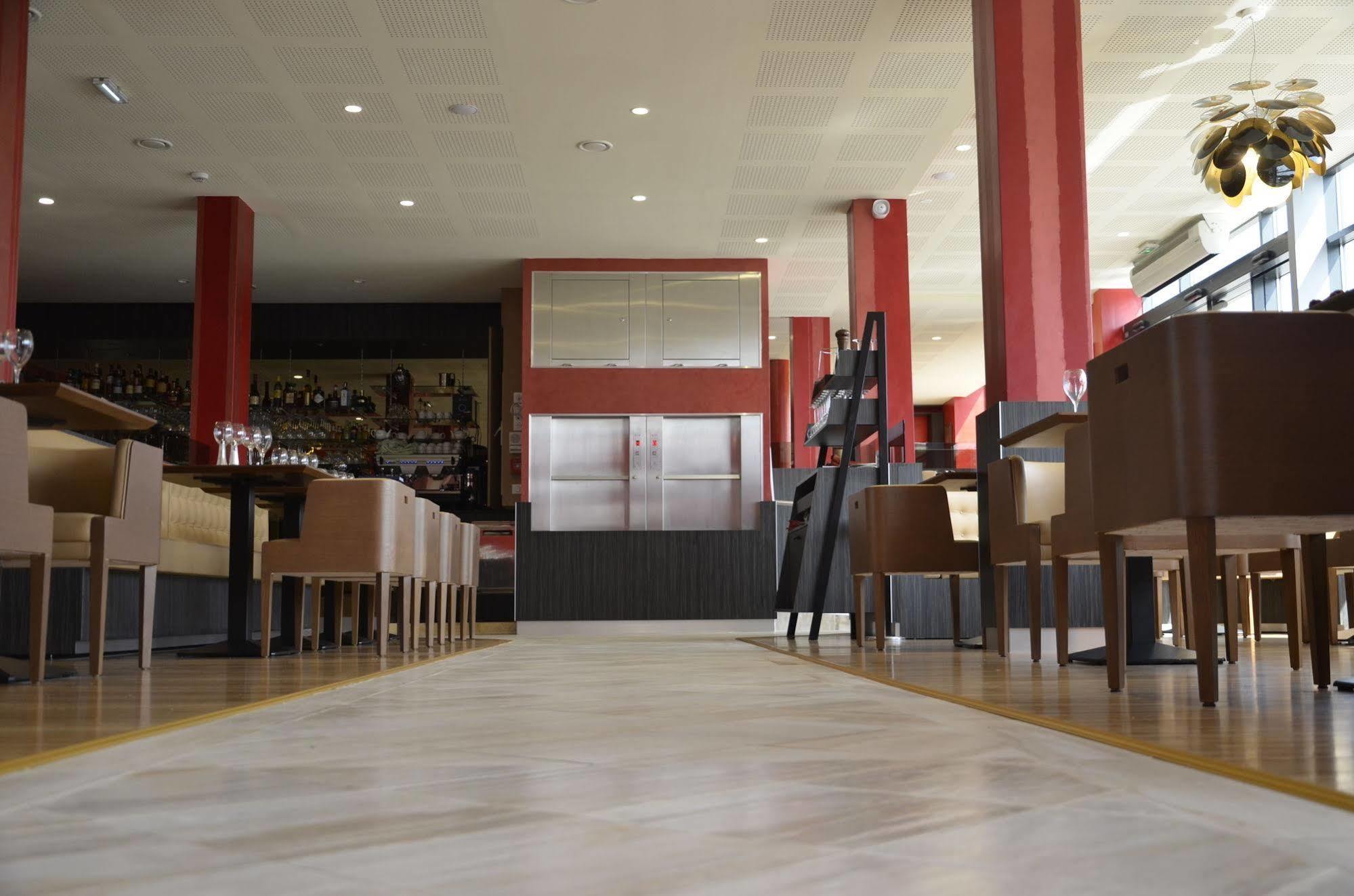 Le Grand Hotel Maubeuge Ngoại thất bức ảnh